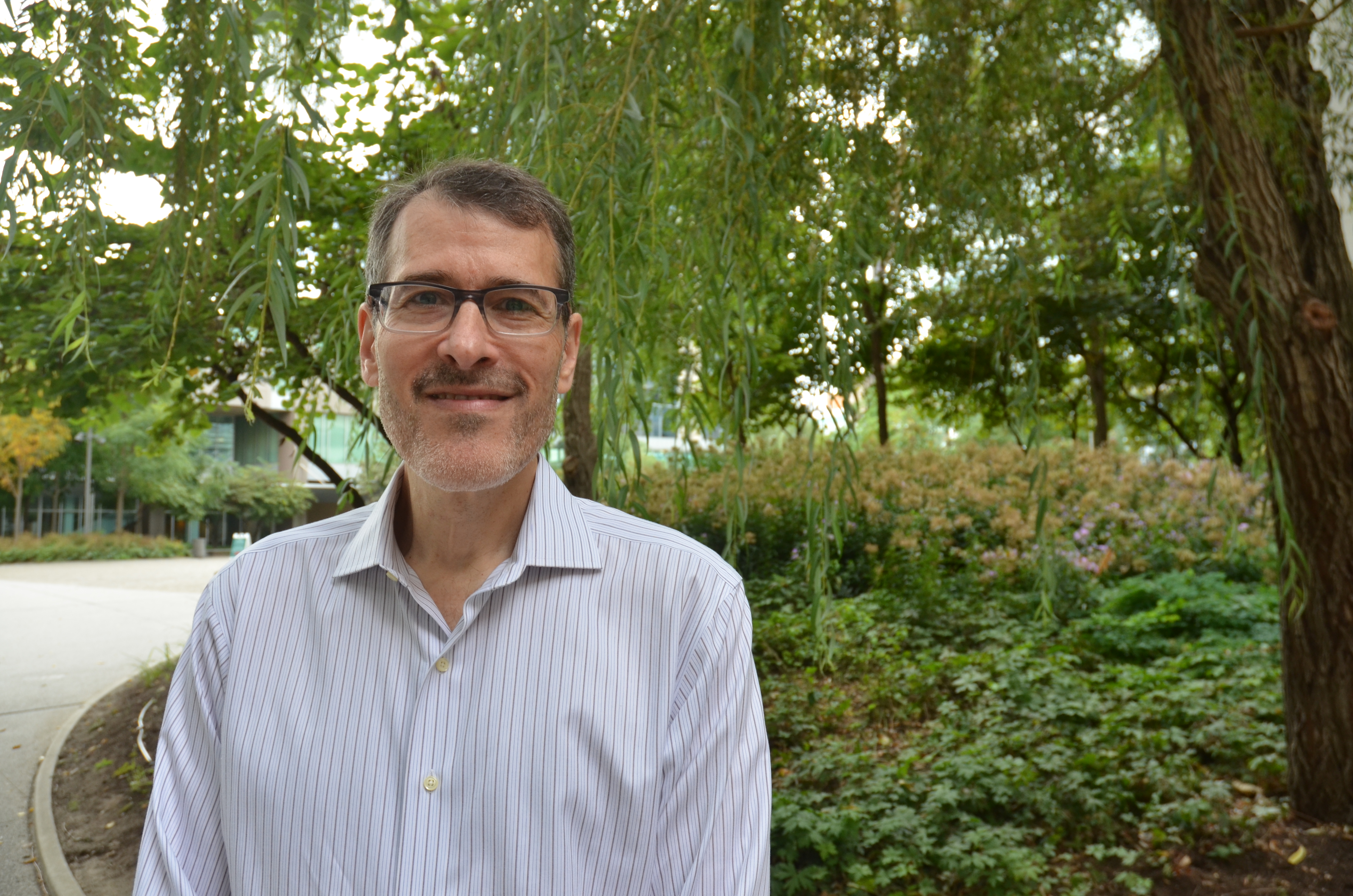 Dr. Michael Rauchman joins the Nephrology Division