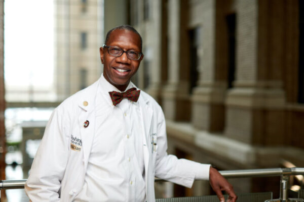 Dr. Will Ross Receives NKF Award of Excellence