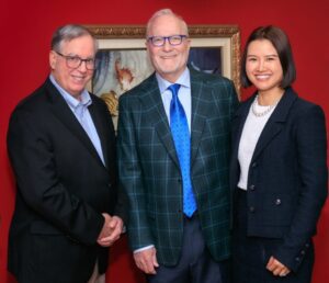 Funding from Russ Hornsby, center, and Sherry Hornsby helps Gregory Lanza, MD, PhD, left, pursue research that could transform diagnosis and care for patients with heart disease and cancer. (Photo: Suzie Gorman)